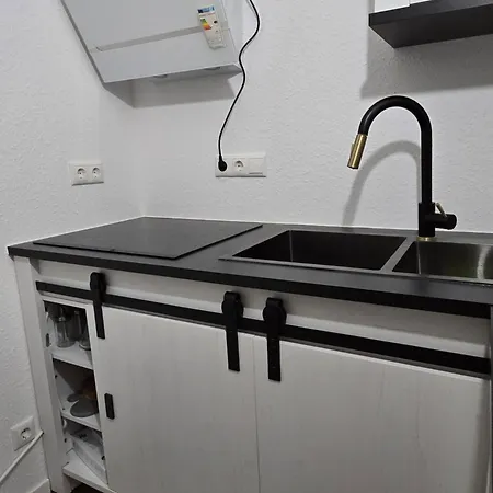 Apartamento Stilvolle Neubauwohnung Mit Balkon&wlan *