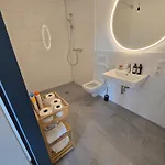 Stilvolle Neubauwohnung Mit Balkon&wlan Apartament