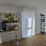 Stilvolle Neubauwohnung Mit Balkon&wlan