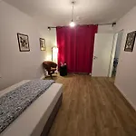 Apartament Stilvolle Neubauwohnung Mit Balkon&wlan