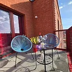 Stilvolle Neubauwohnung Mit Balkon&wlan Hanower