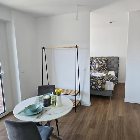 Stilvolle Neubauwohnung Mit Balkon&wlan *