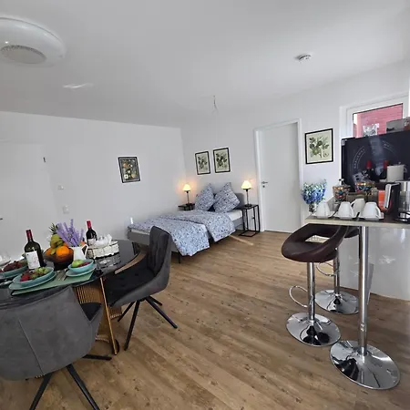 Stilvolle Neubauwohnung Mit Balkon&wlan * Hanower