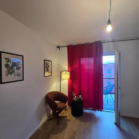 Διαμέρισμα Stilvolle Neubauwohnung Mit Balkon&wlan *