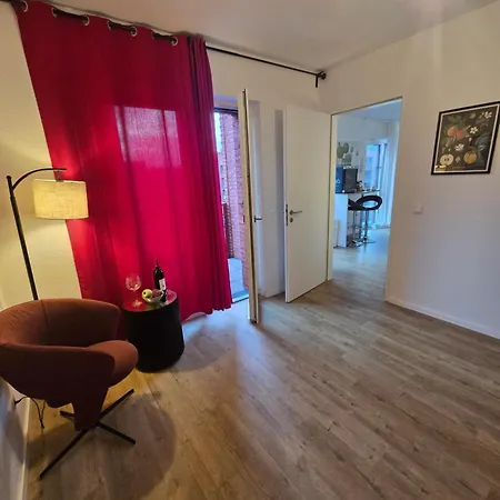 Διαμέρισμα Stilvolle Neubauwohnung Mit Balkon&wlan